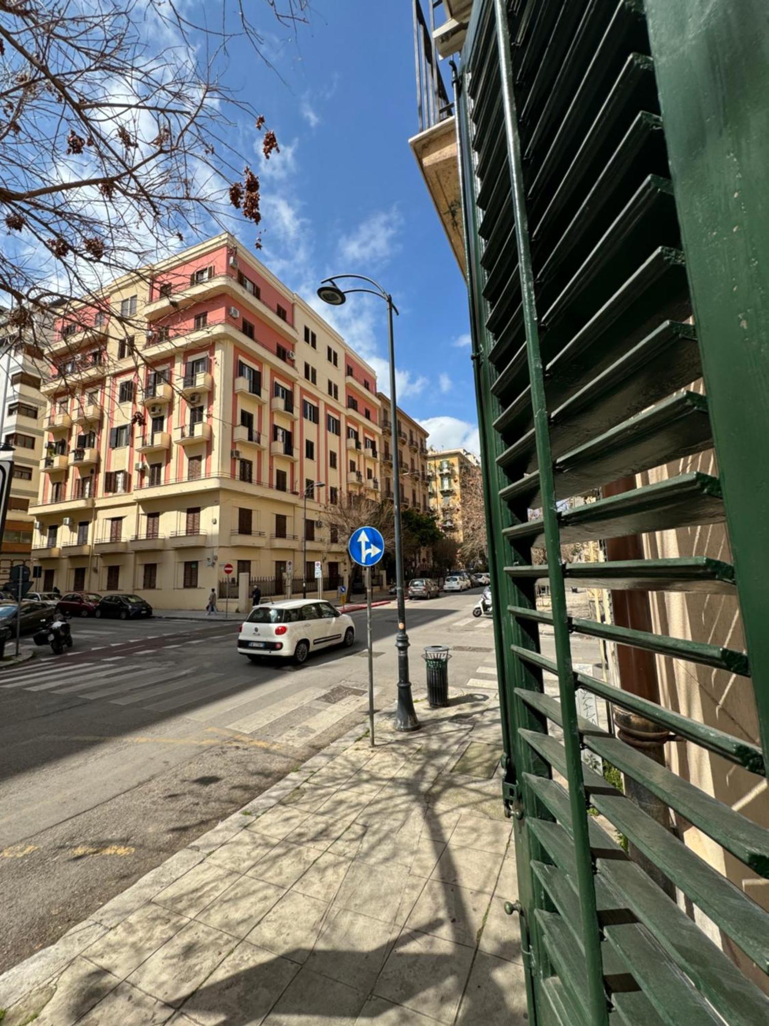 Villafranca Settantuno Apartments Palermo Zewnętrze zdjęcie